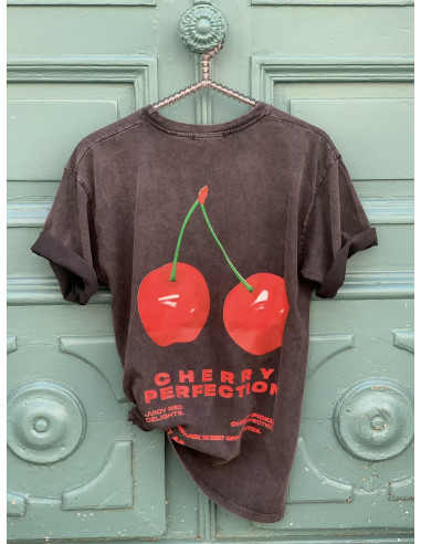 T-shirt " Cherry " - noir délavé