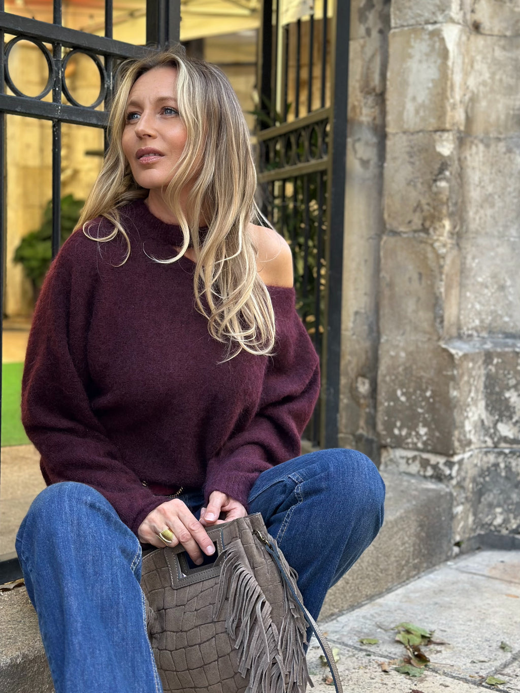 Pull décolleté asymétrique LILY