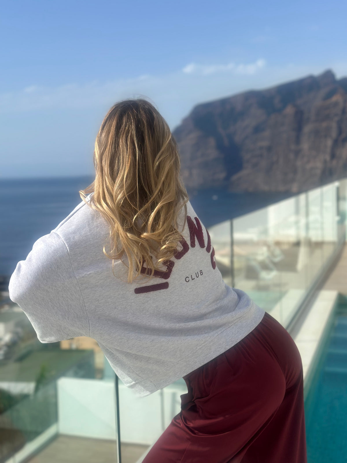 Sweat * Iconic club * uni