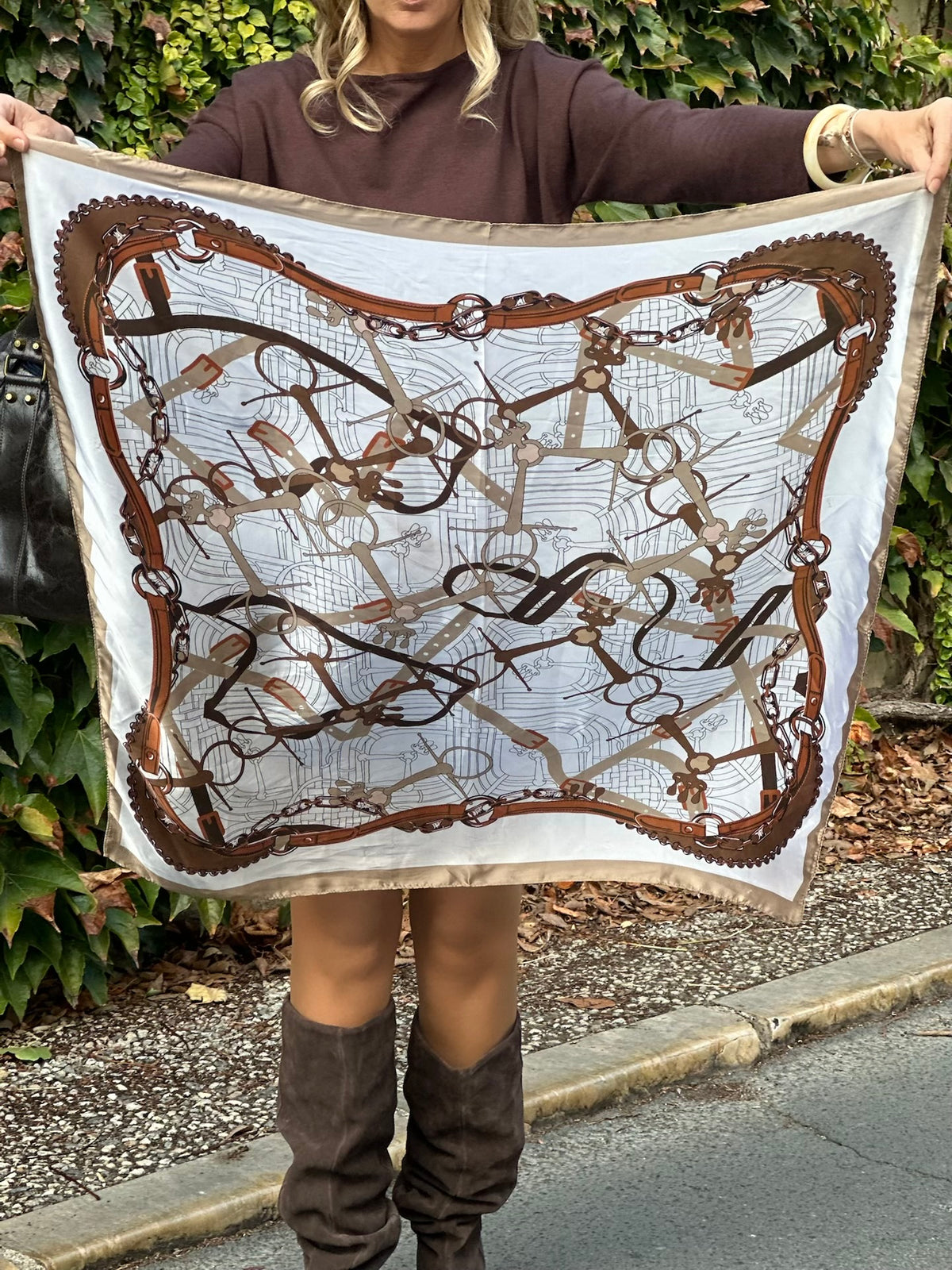 Foulard carré LAURENT