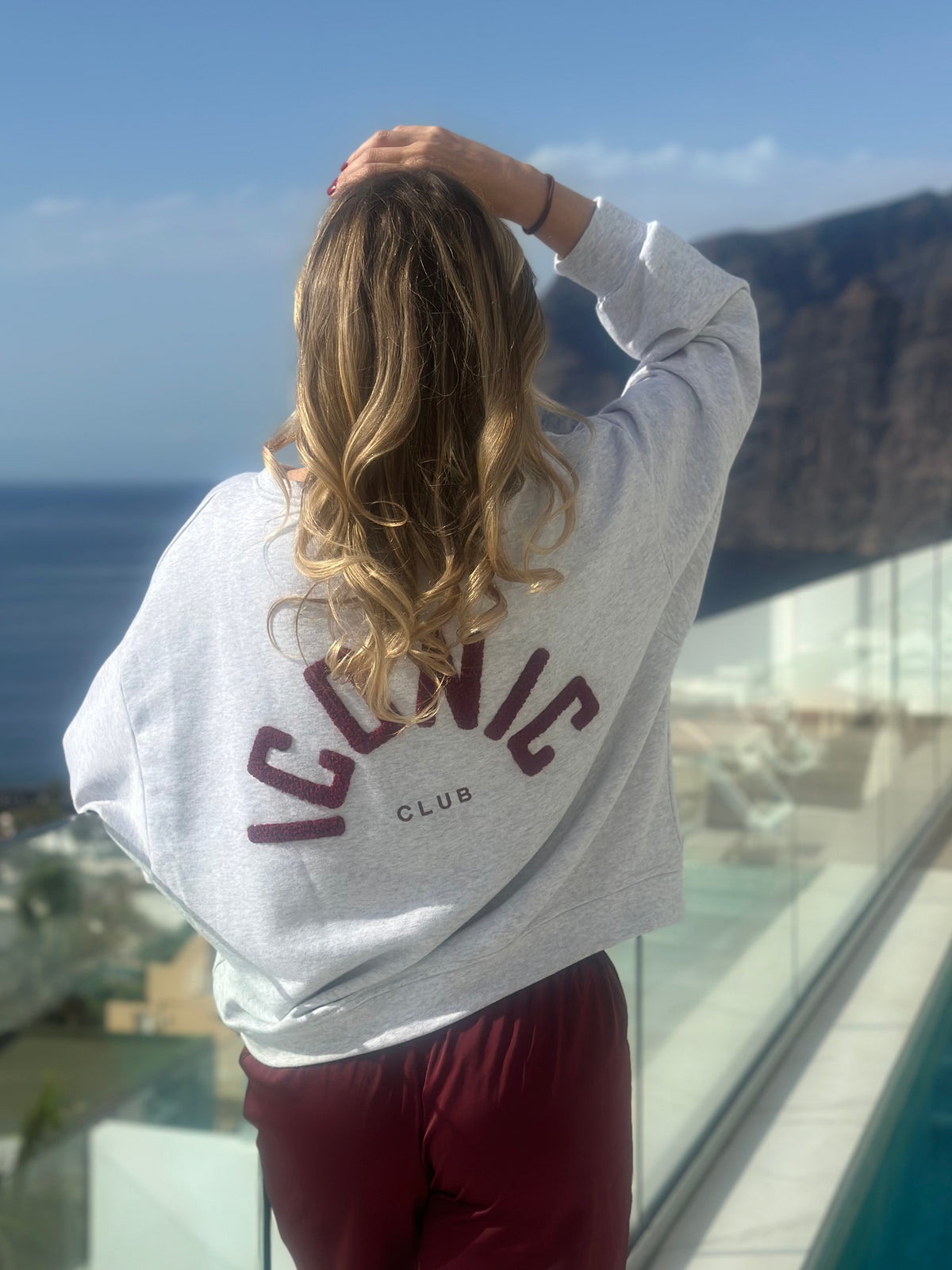 Sweat * Iconic club * uni