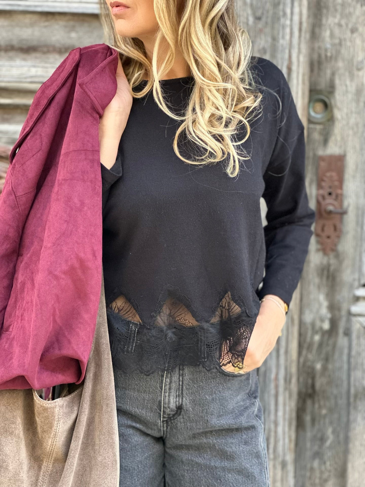 Pull très fin détail dentelle LAURENT