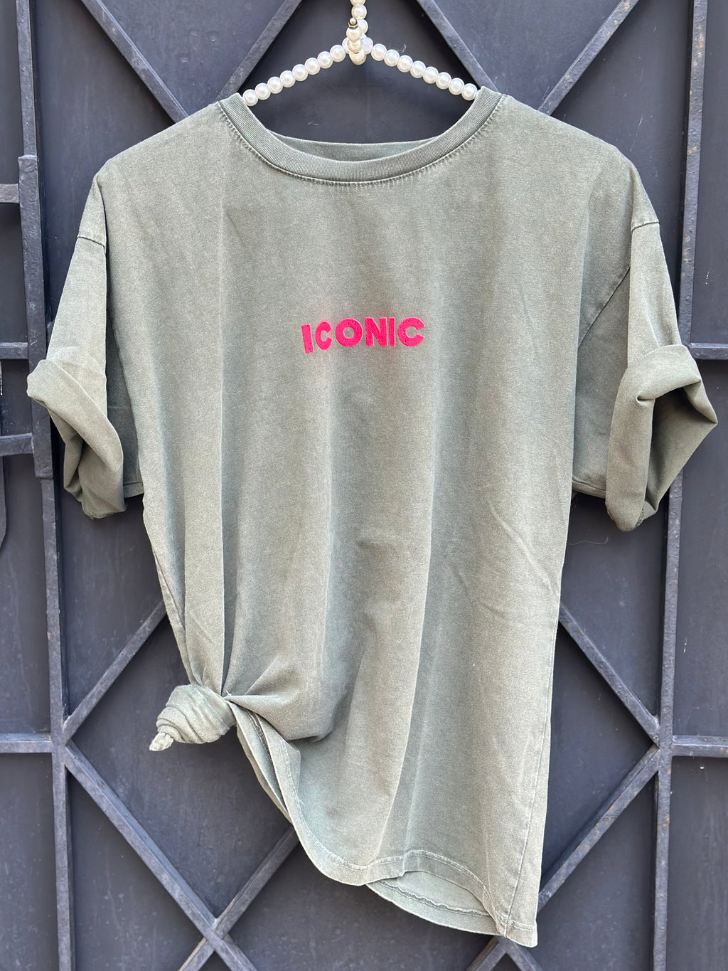 T-shirt * Iconic *