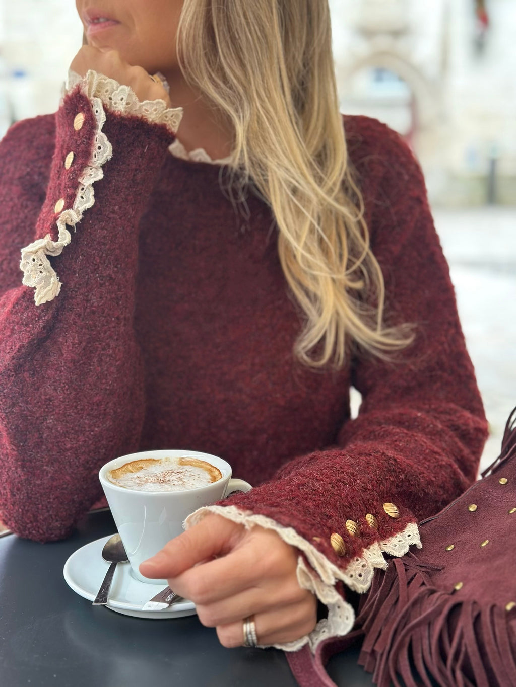 Pull finitions dentelle * Lily *