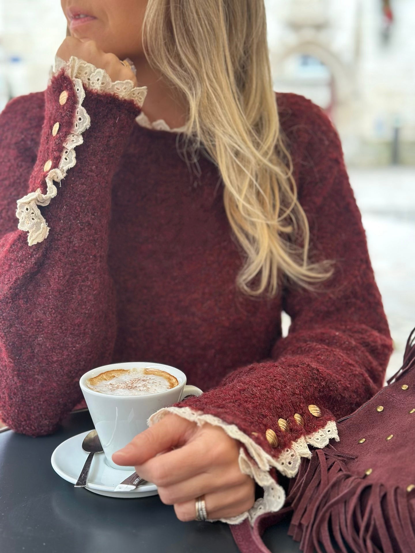 Pull finitions dentelle * Lily *