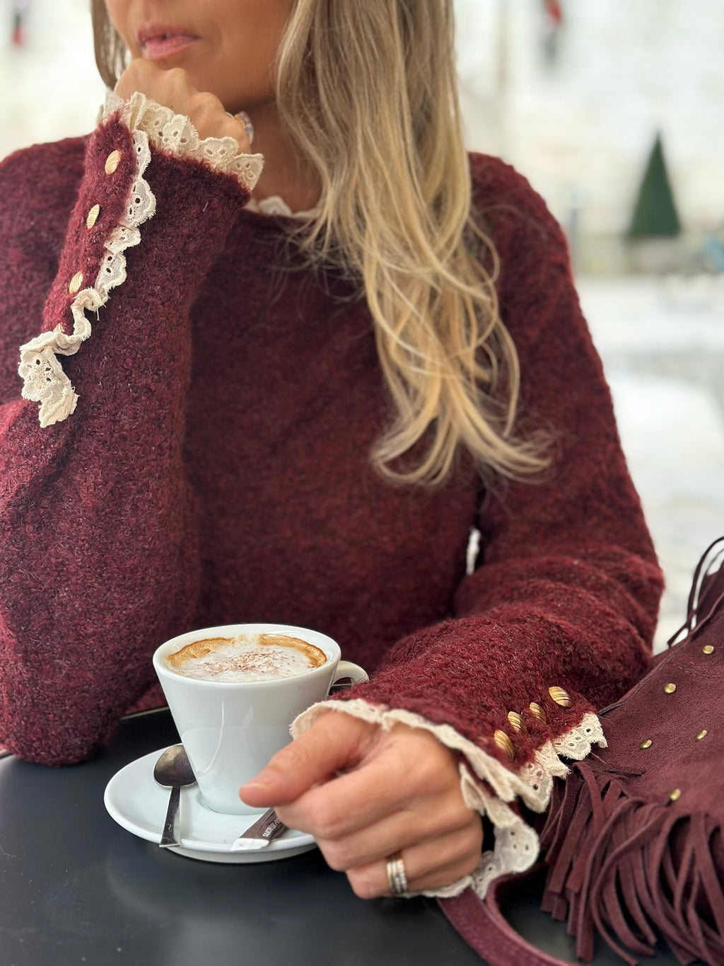 Pull finitions dentelle * Lily *