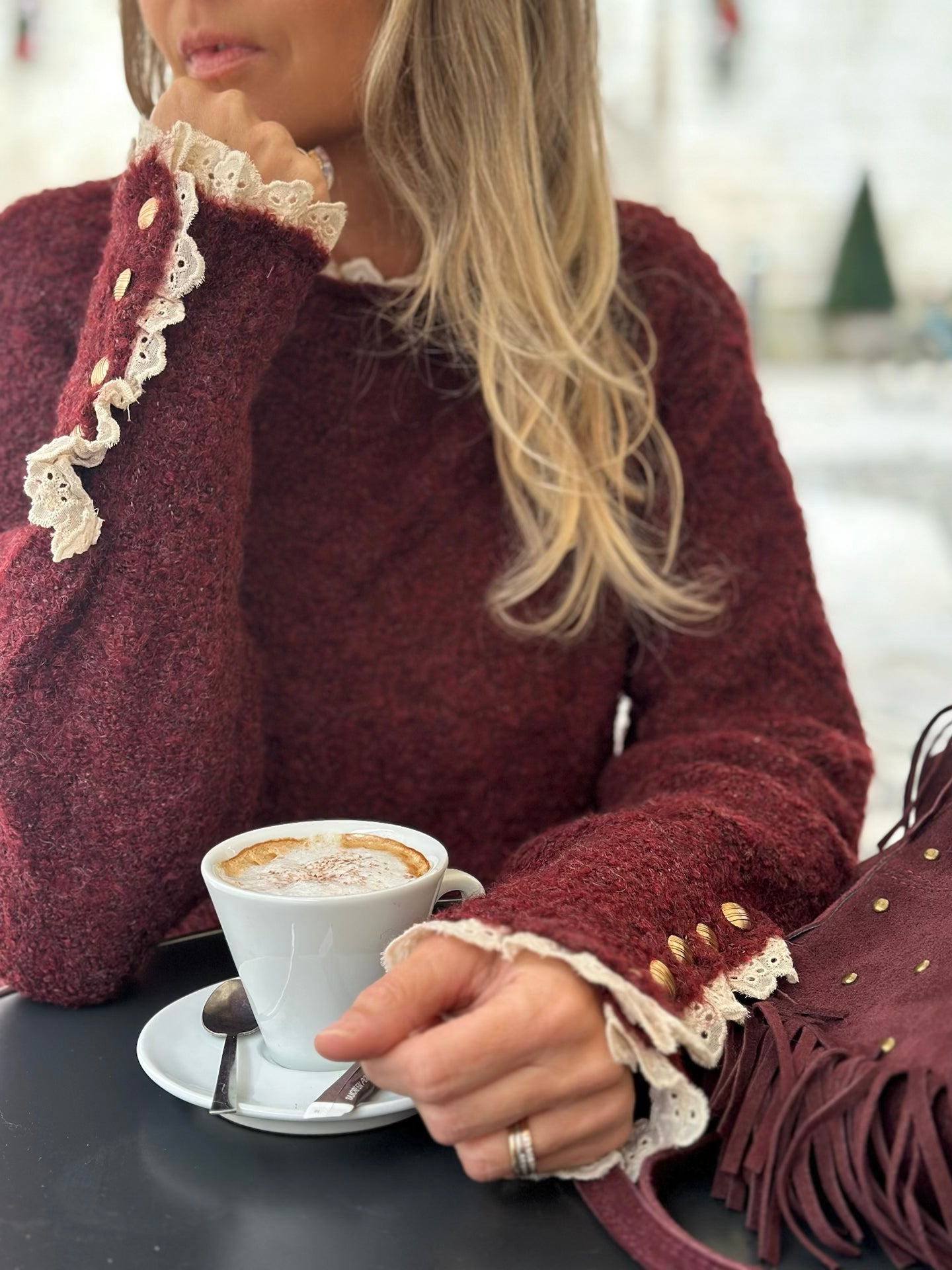 Pull finitions dentelle * Lily *