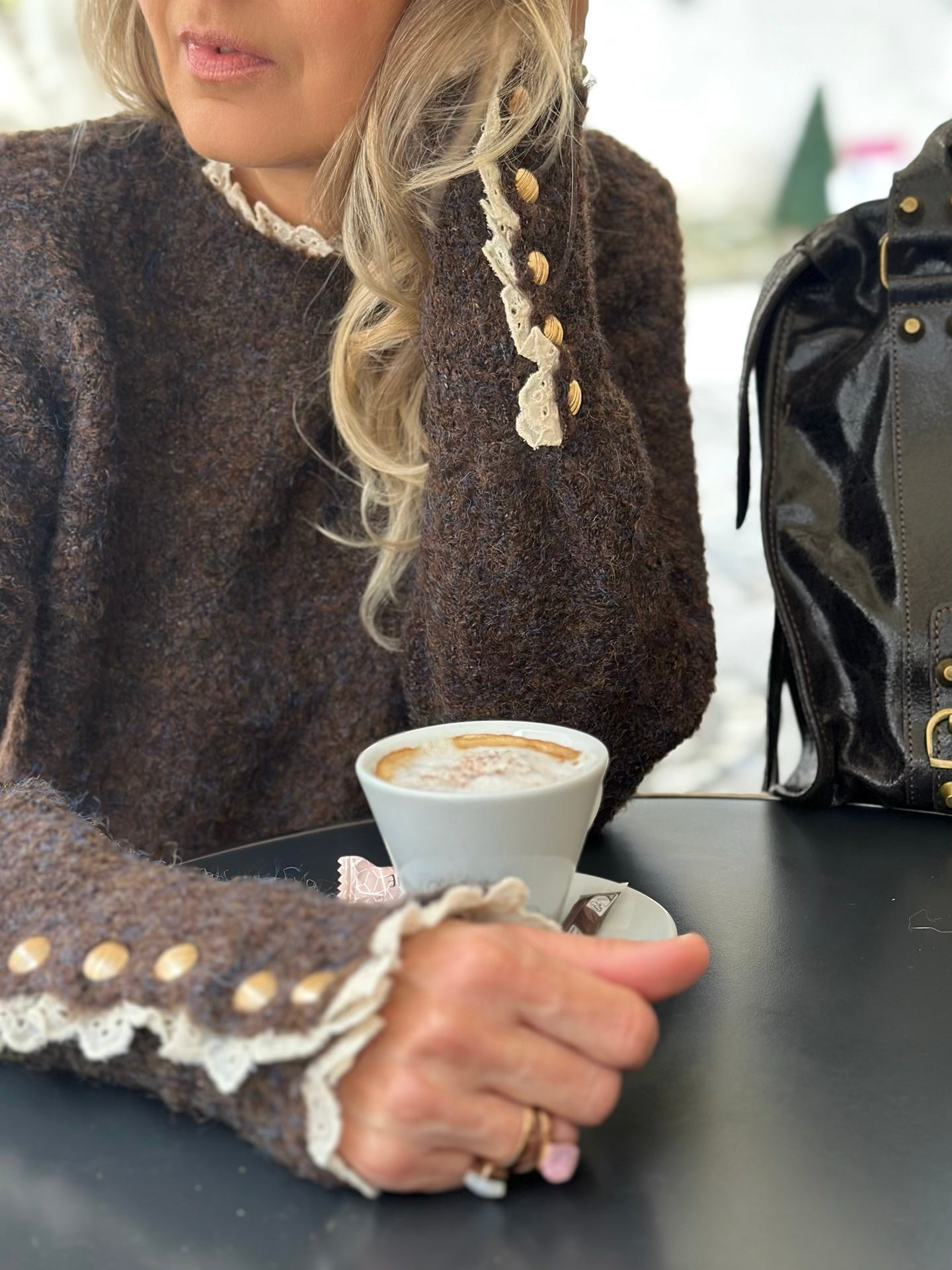 Pull finitions dentelle * Lily *