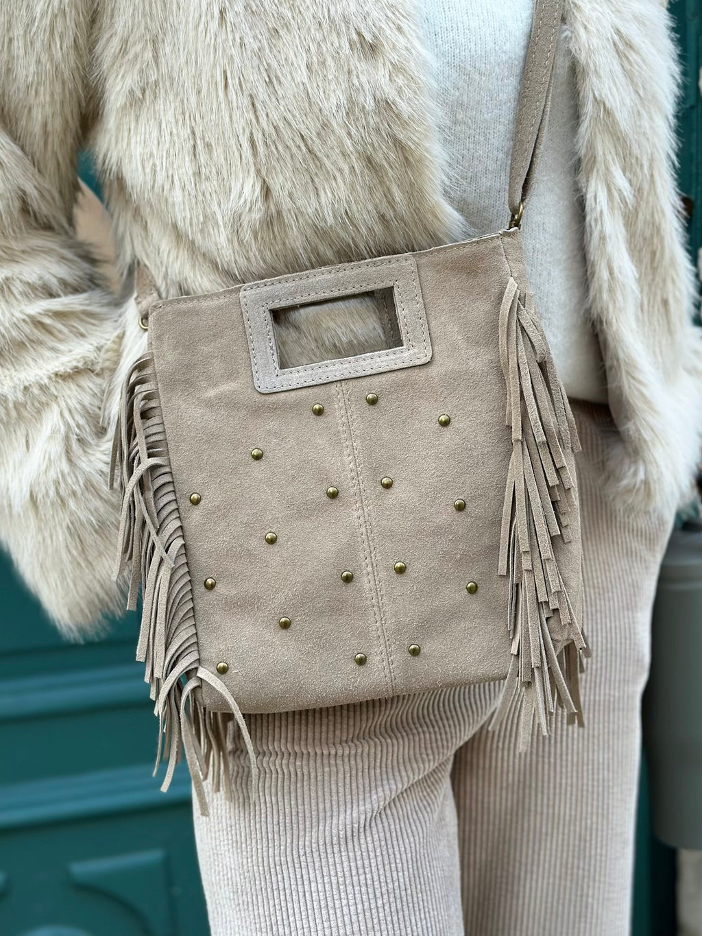 Sac * Elly * à frange suede clouté or