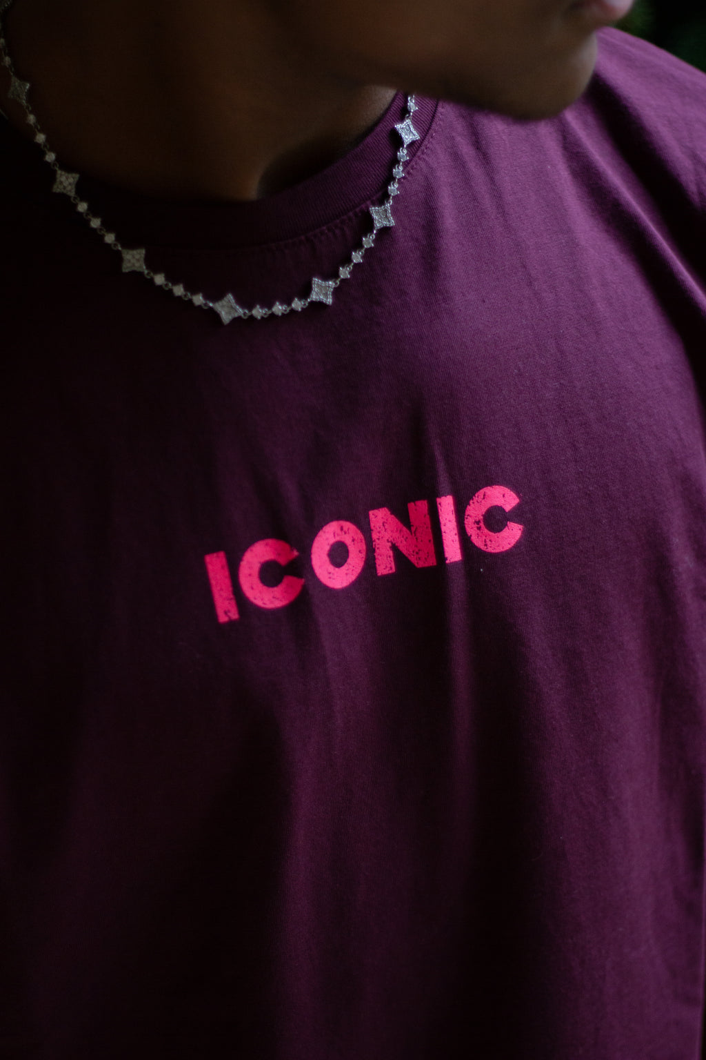 T-shirt * Iconic *