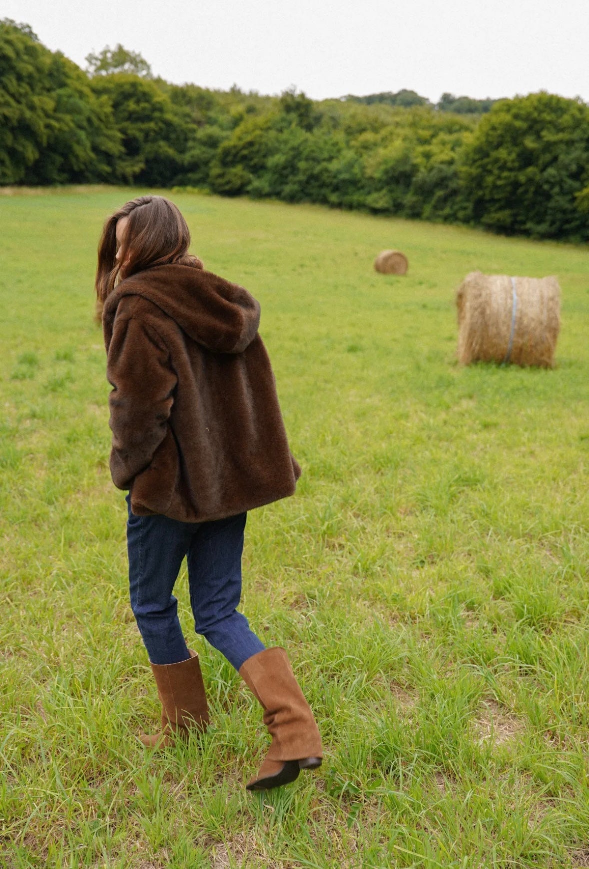 Fausse fourrure à capuche * Victoria *