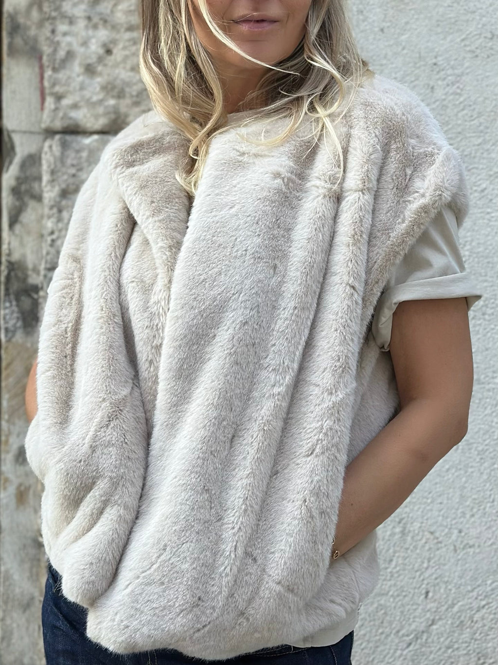 Veste en fausse fourrure * Snow *