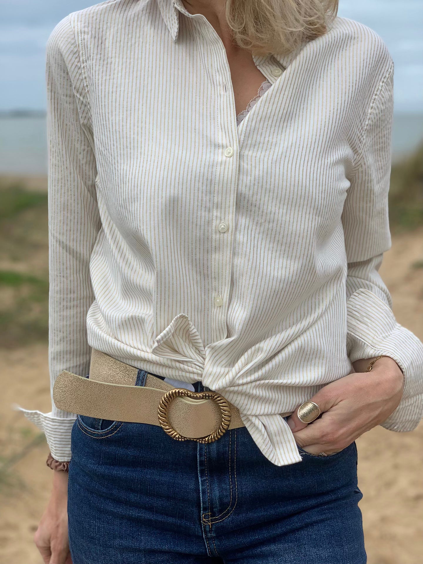 Ceinture large en cuir irisé