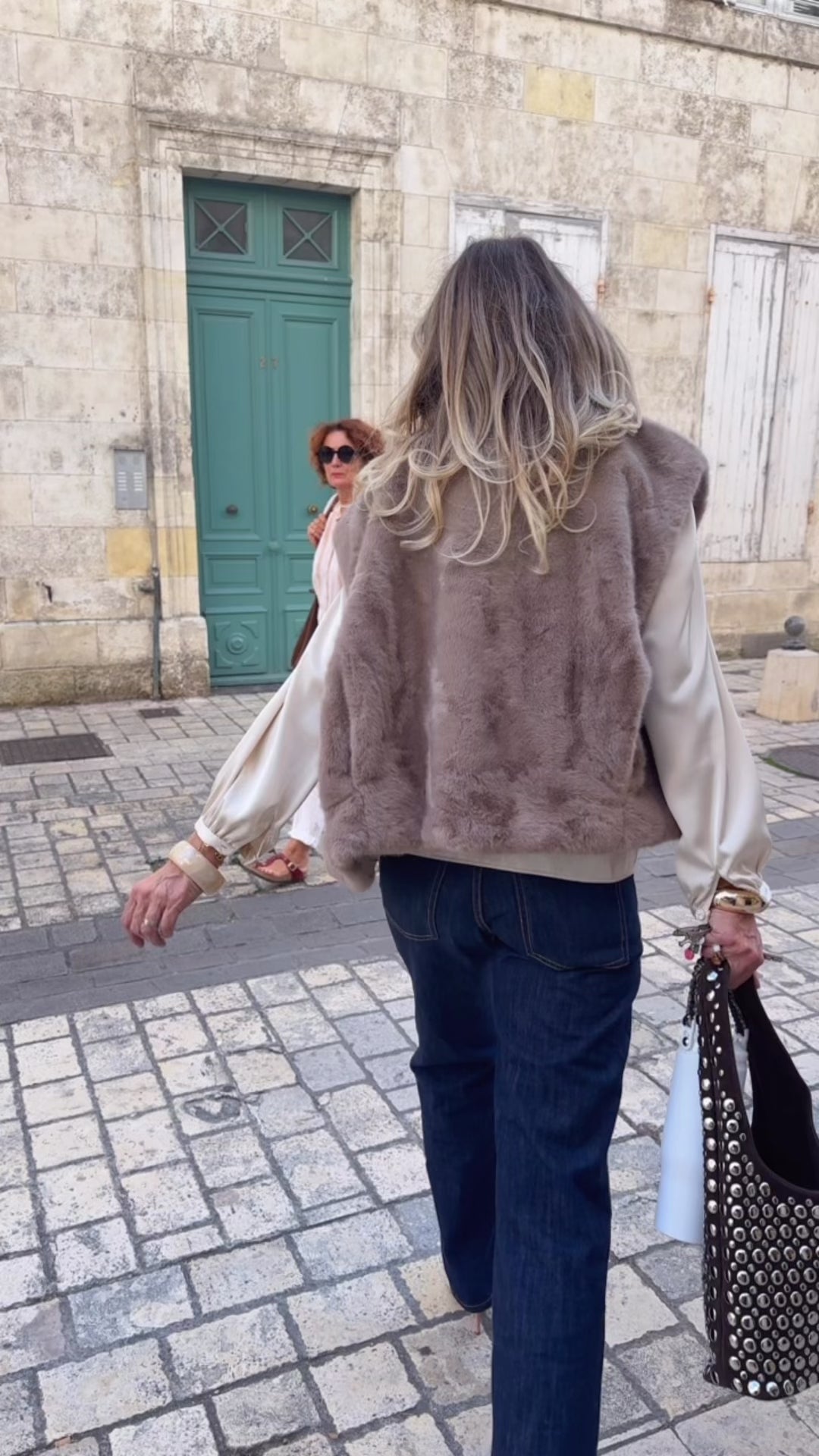 Veste en fausse fourrure * Snow *